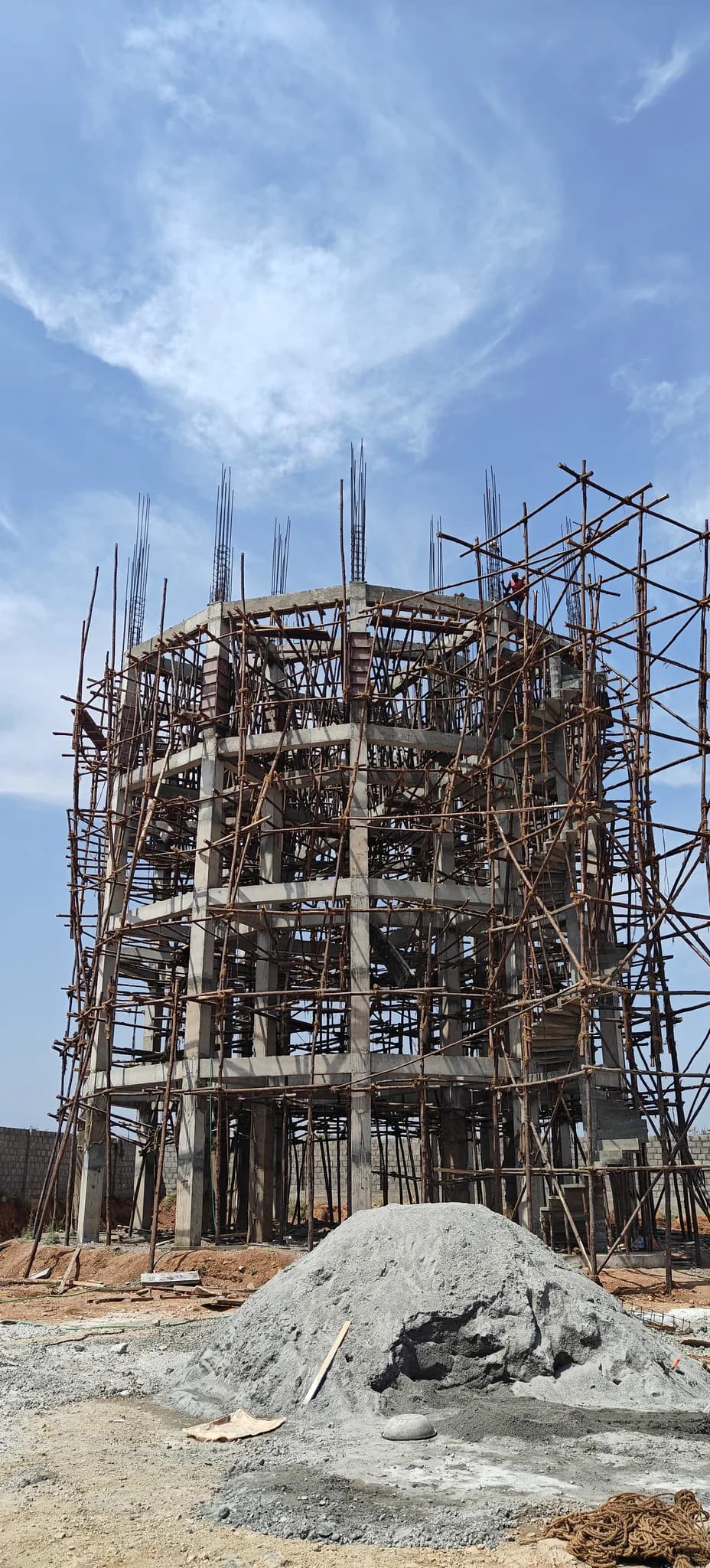 OHT Full Vertical Scaffolding View